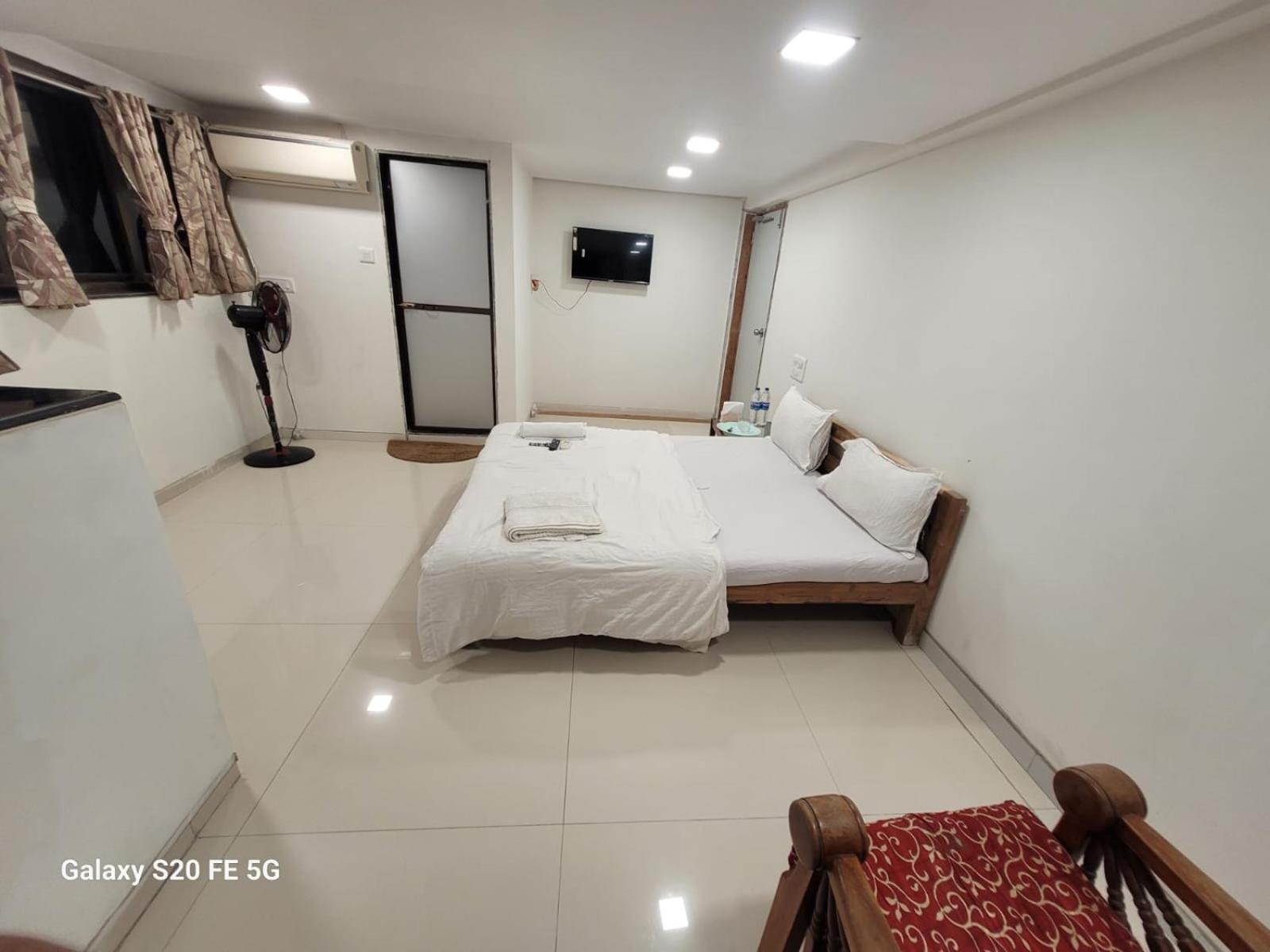 Agrawal Bhavan Budget Stay Only For Indians Mumbai Exterior foto